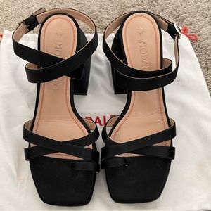 Nodaleto Sandals Size 37